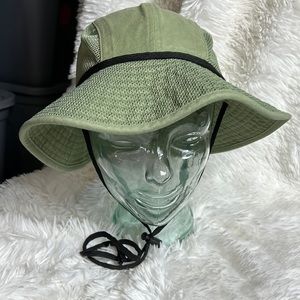 Crusher Packable Tulip Hat 
